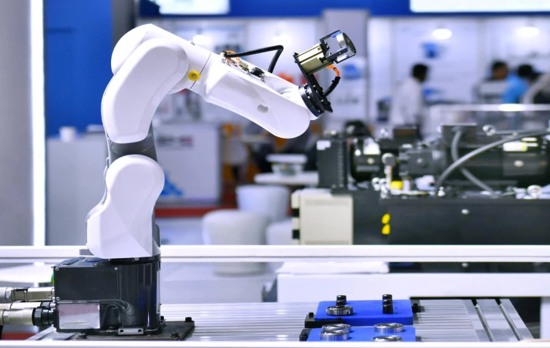 Schaeffler, NVIDIA и Wandelbots запускают новую эру промышленной автоматизации: цифровые двойники, симуляции и умные роботы в реальном производстве